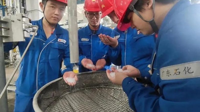 无机化工原料：揭秘十大品牌背后的实力与选择**