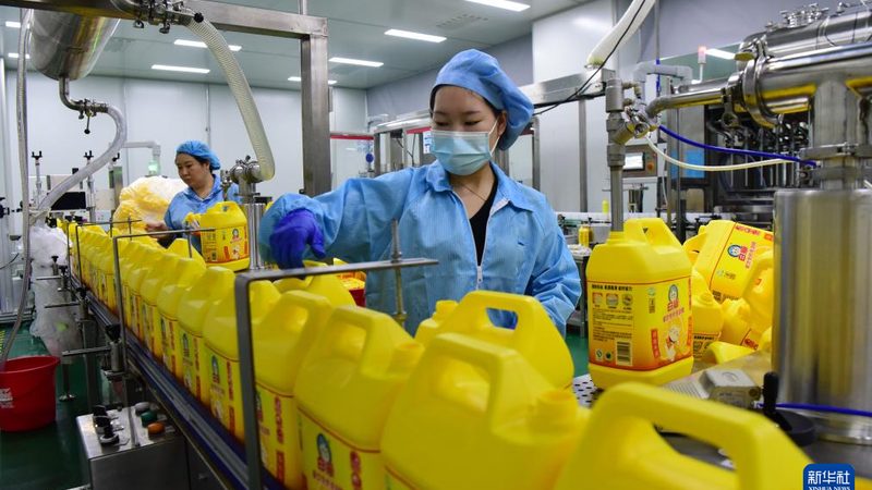 在我国，无机化工原料的标准主要由以下几个机构制定：